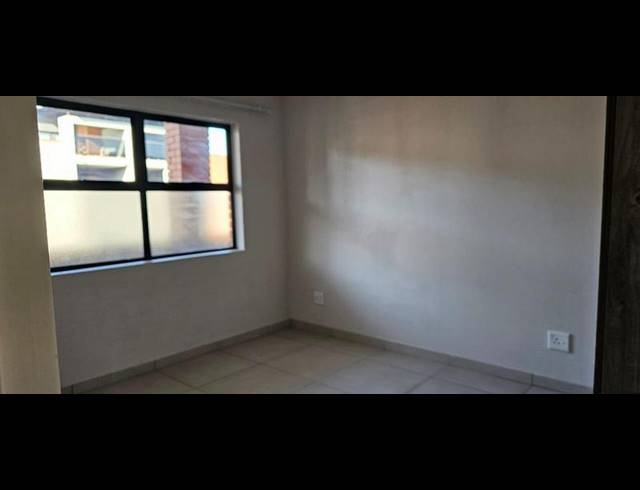 3 BEDROOM APARTMENT FOR SALE IN BARTLETT